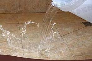 宽城漏水维修 免砸砖防水材料该如何施工